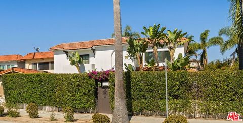 697 Washington Boulevard Marina Del Rey CA 90292