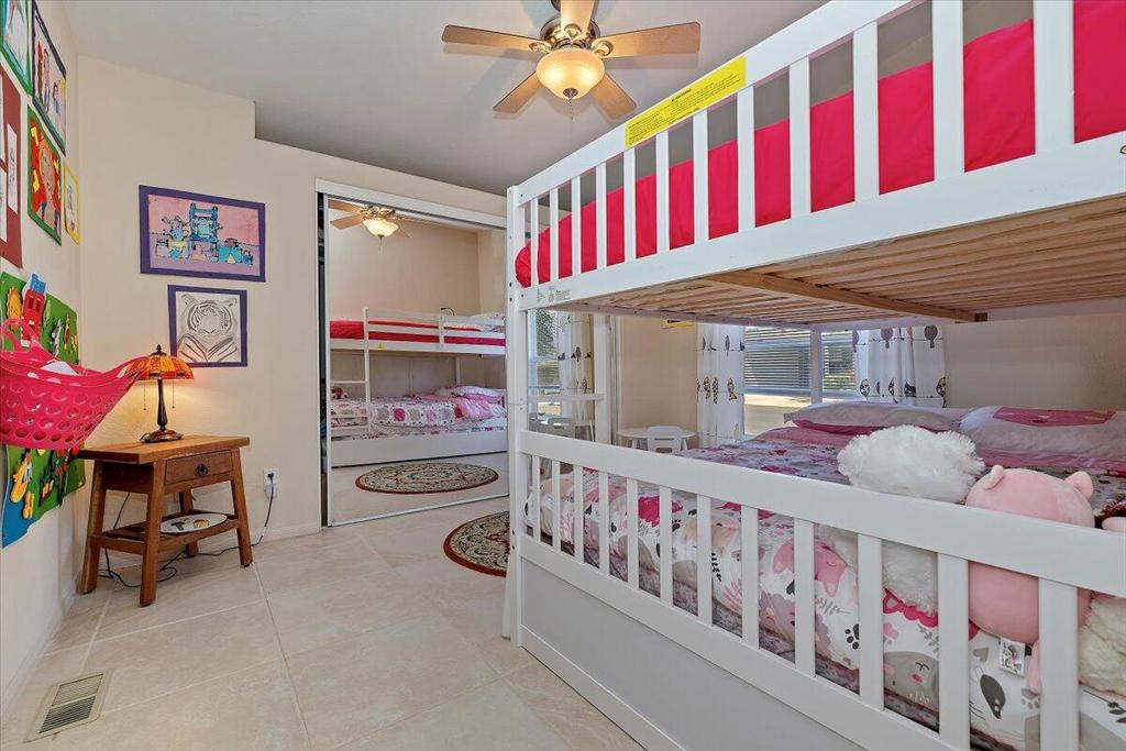 Suncrest Country Clb - Manufactured In Park