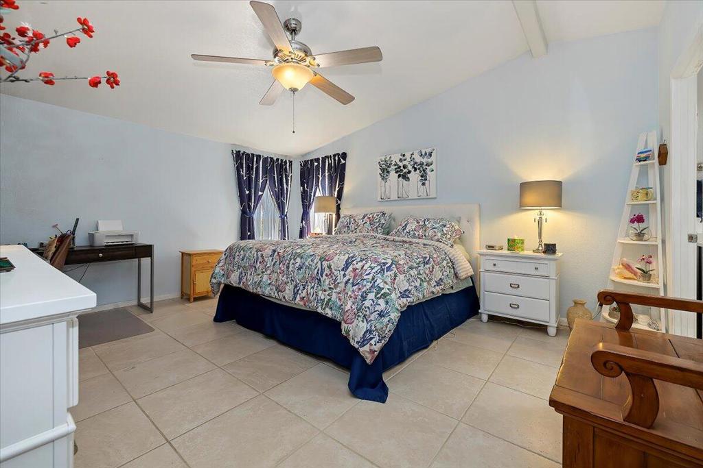 Suncrest Country Clb - Manufactured In Park