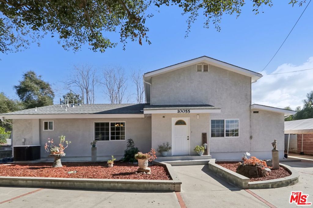10055 La Tuna Canyon Road