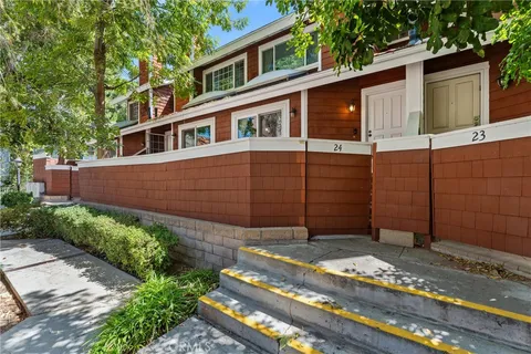 19431 Sherman Way Unit 24, Reseda, CA 91335 - MLS#: SR25194115