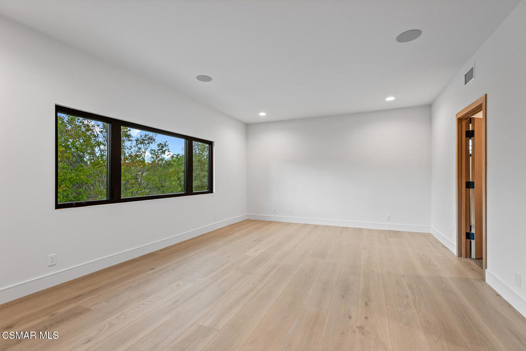 Custom NR-736 - 736 - Residential