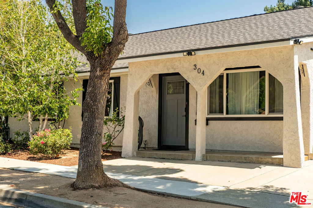 304 S Cataract Avenue