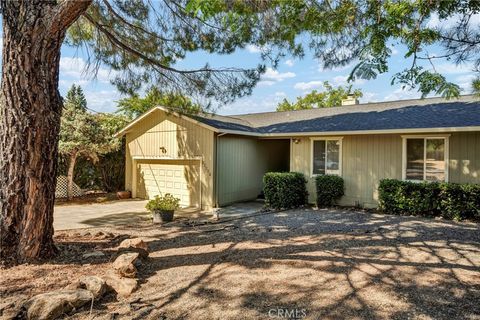Photo of 16927 Greenridge Road, Hidden Valley Lake, CA 95467 (MLS # LC25215060)