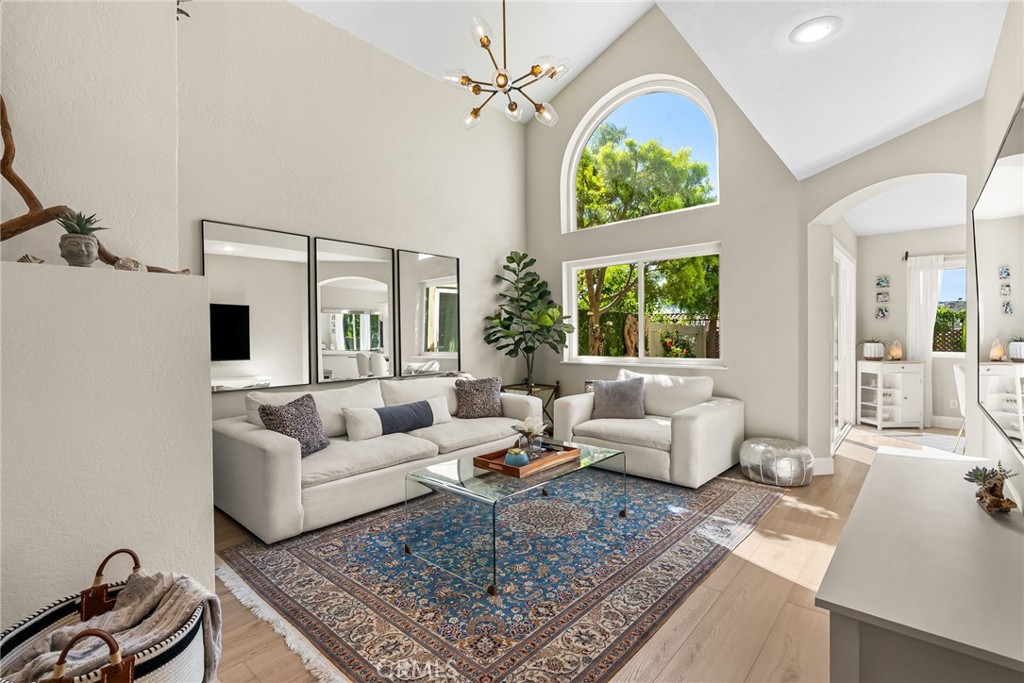 Le St. Tropez (LST) - Residential