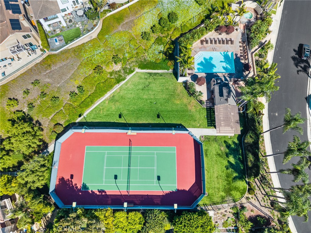 Le St. Tropez (LST) - Residential
