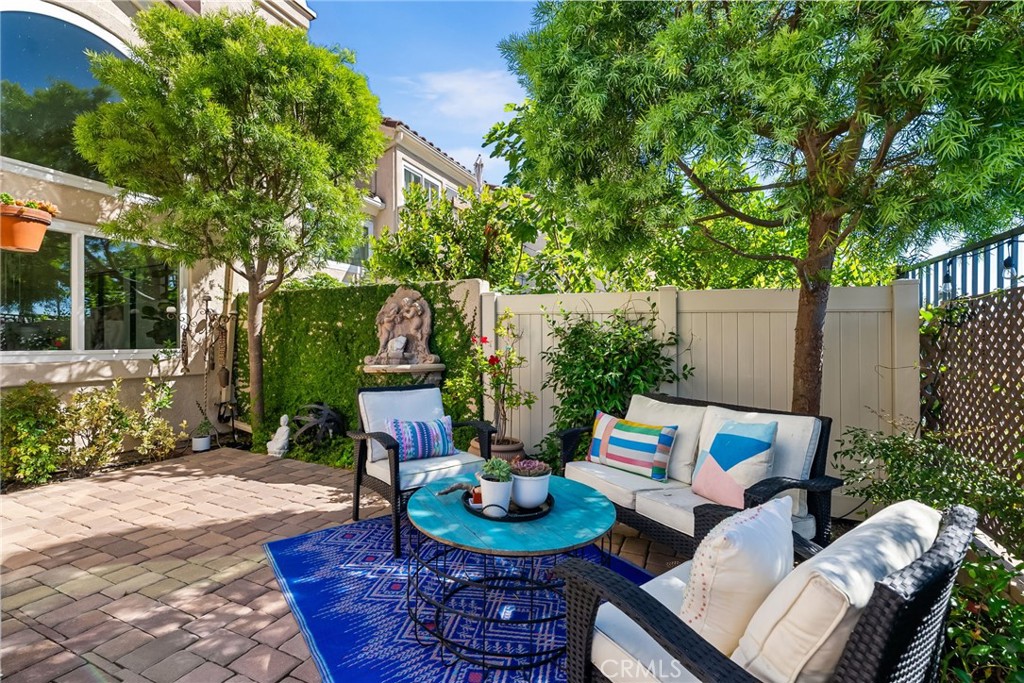 Le St. Tropez (LST) - Residential