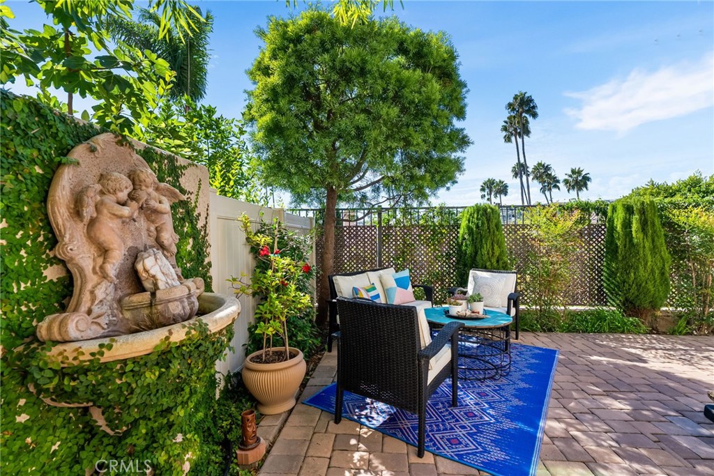 Le St. Tropez (LST) - Residential