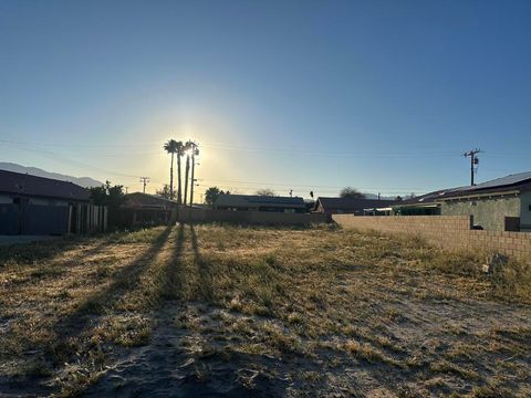 Photo of 139 El Cajon Drive, Desert Hot Springs, CA 92240 (MLS # 219144458PS)