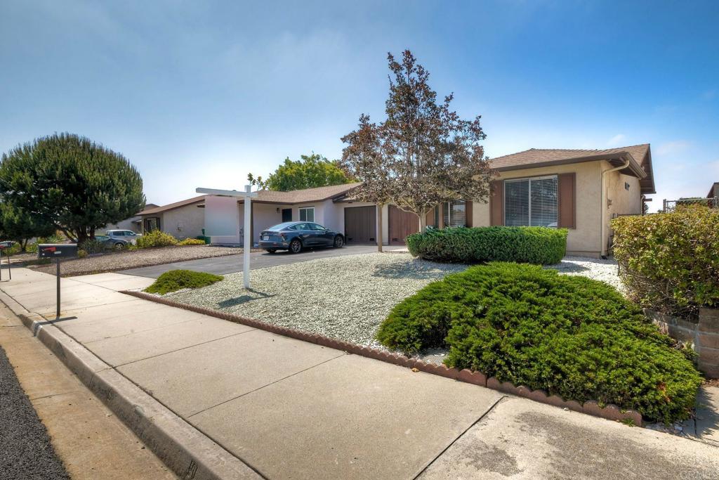4545 Golden Ridge Dr