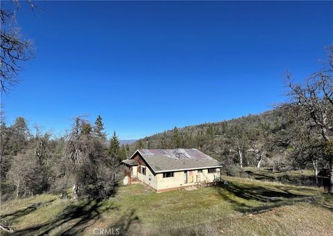 Photo of 5723 Colorado Rd, Mariposa, CA 95338 (MLS # MP26008497)