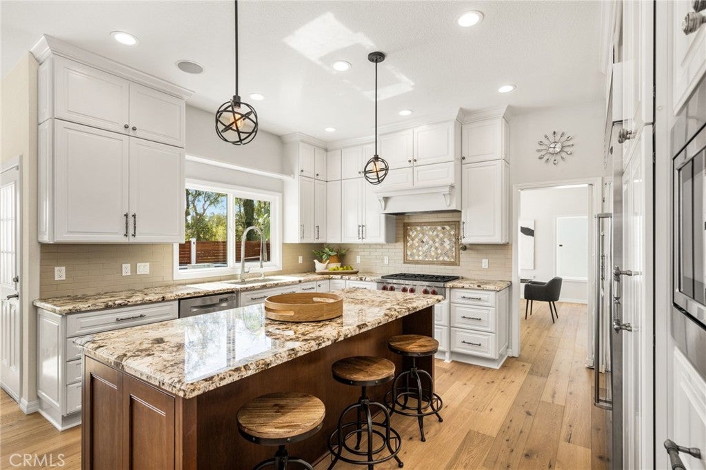 1086 Castlerock