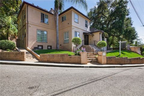 Photo of 1338 N Jackson St, Glendale, CA 91207 (MLS # GD26017867)