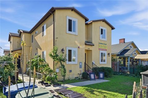 Photo of 314 - 316 W 65th Street, Los Angeles, CA 90003 (MLS # PW25281429)