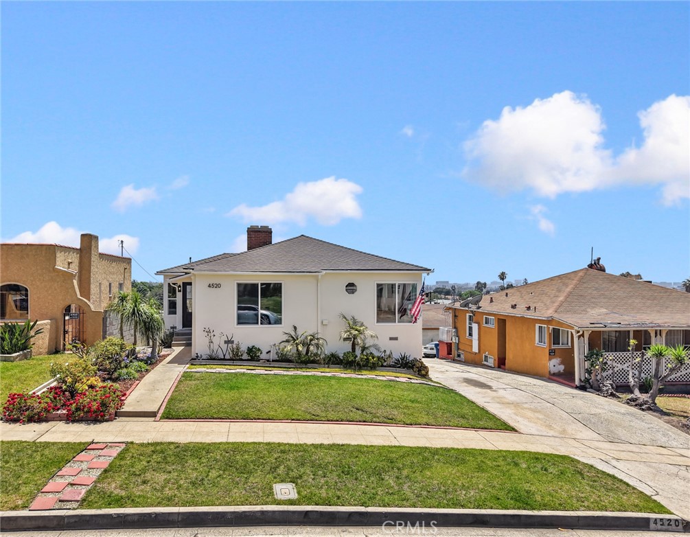 4520 W 64th