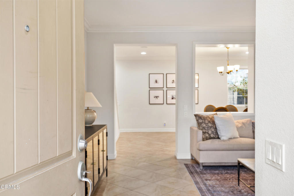 3752 Hedge Lane