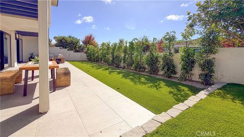 5 Curl Corona Del Mar CA 92625