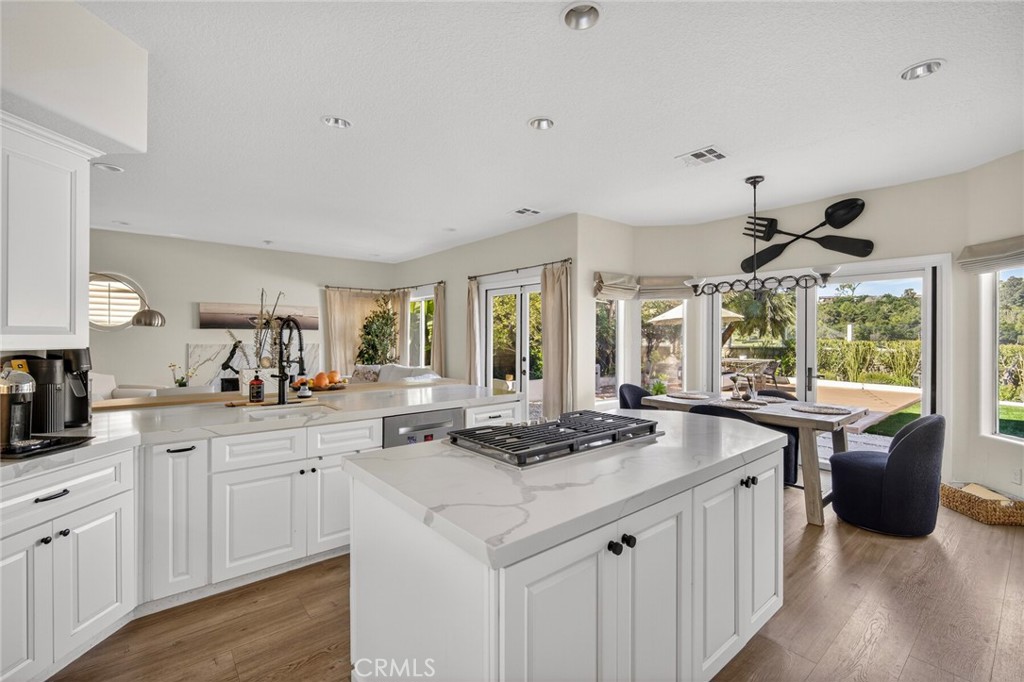 24201 Rue De Cezanne