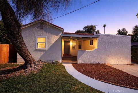Photo of 2723 Iris Street, Riverside, CA 92507 (MLS # IG26060891)