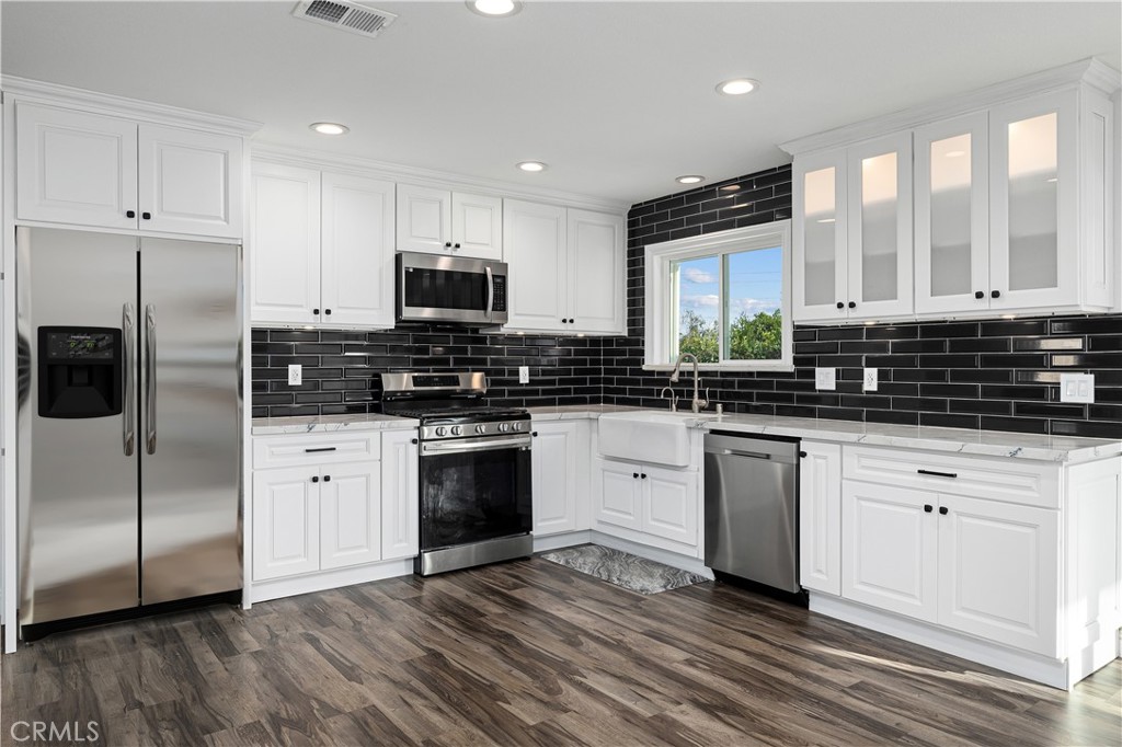 La Verne, California, 91750, United States, 4 Bedrooms Bedrooms, ,2 BathroomsBathrooms,Residential,Active,2051993