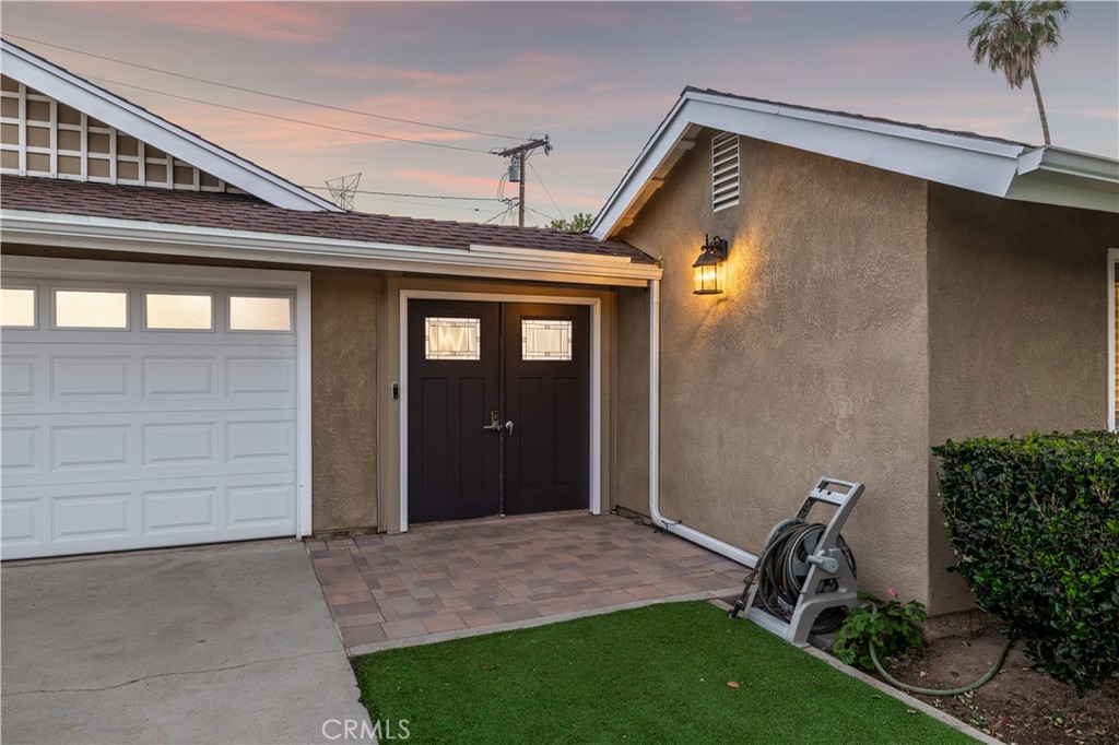 La Verne, California, 91750, United States, 4 Bedrooms Bedrooms, ,2 BathroomsBathrooms,Residential,Active,2051993