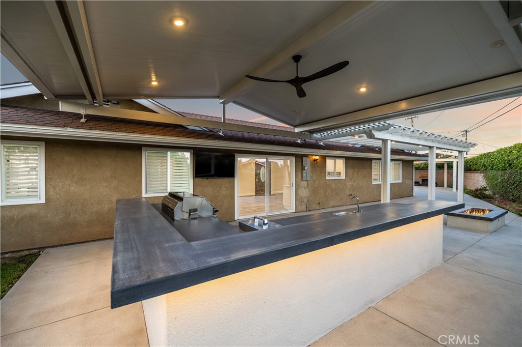 La Verne, California, 91750, United States, 4 Bedrooms Bedrooms, ,2 BathroomsBathrooms,Residential,Active,2051993