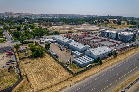 Tiny photo for 1680 El Camino Real Real, Atascadero, CA 93422 (MLS # NS23105411)