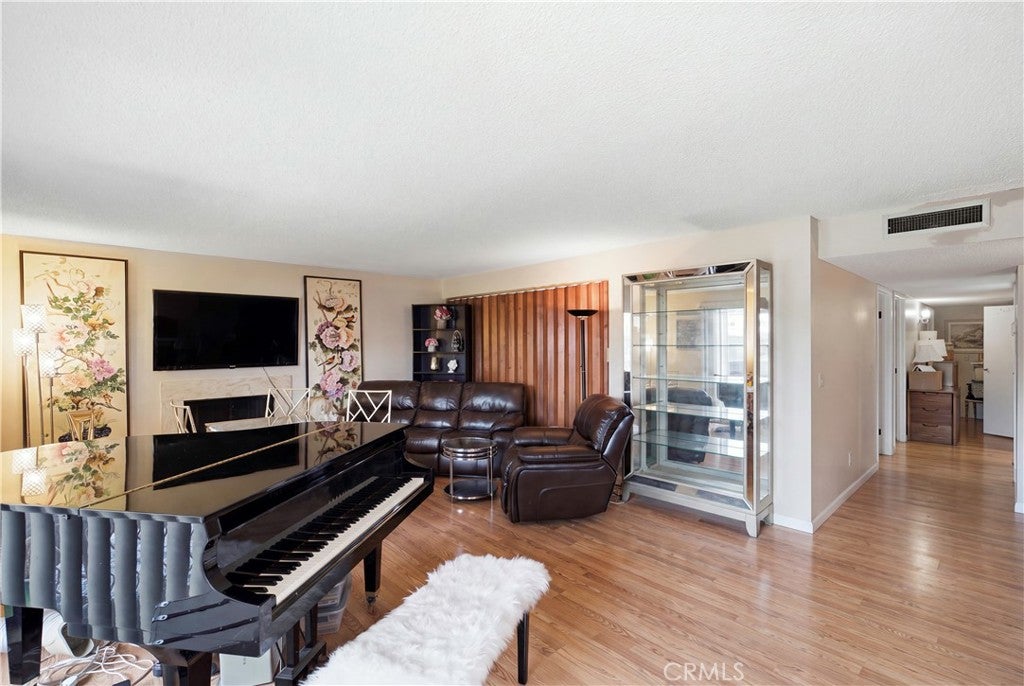 12300 Montecito Road 24