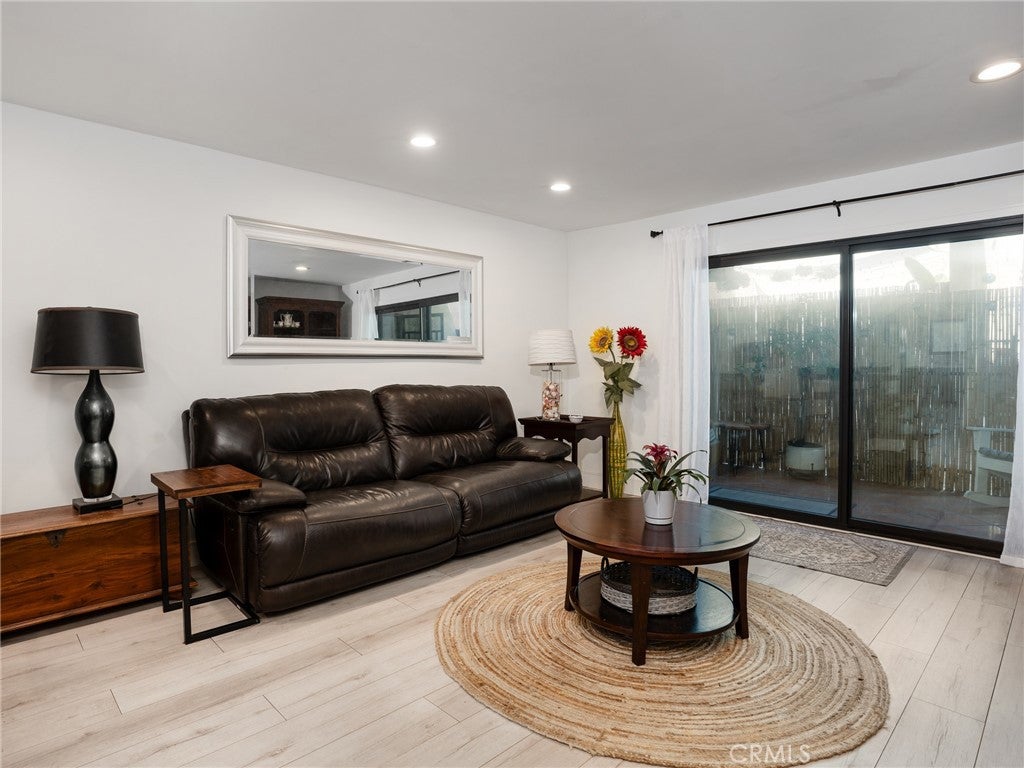 900 Cedar Street 111