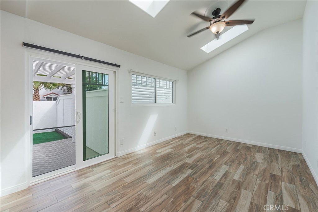 Downtown Area (DOWN) - Residential Income