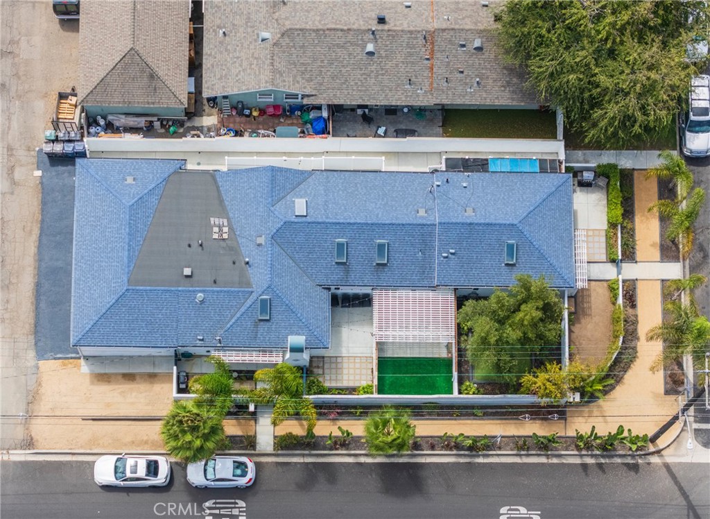 Downtown Area (DOWN) - Residential Income