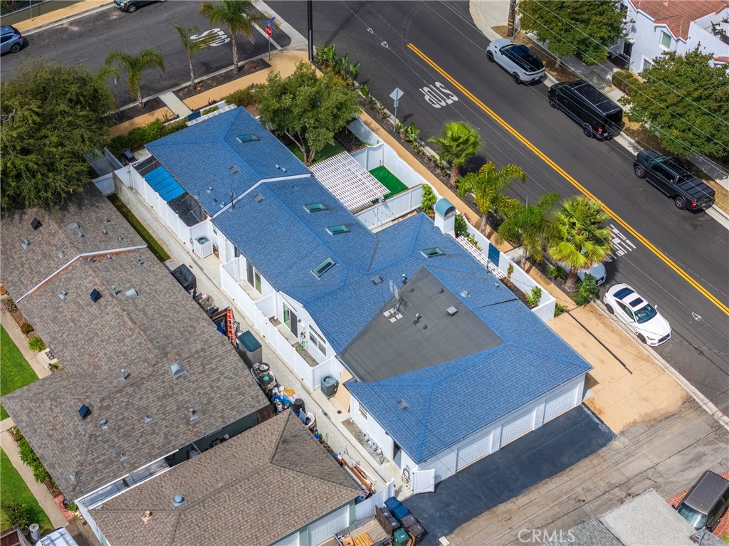 Downtown Area (DOWN) - Residential Income