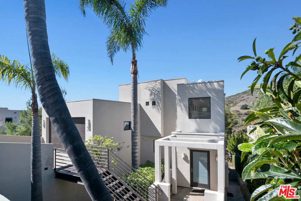 2909 valmere drive