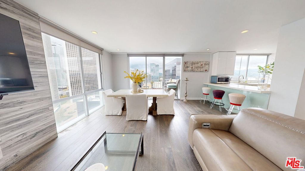 2160 Century Parkway 2001