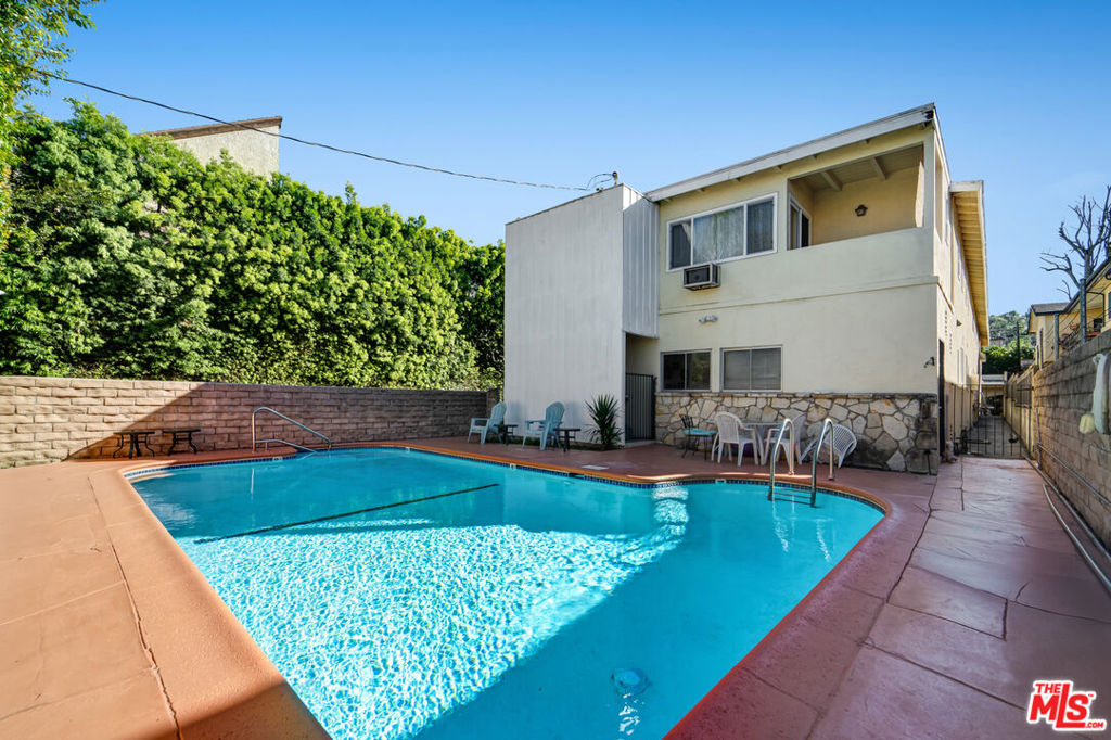 14258 Dickens Street