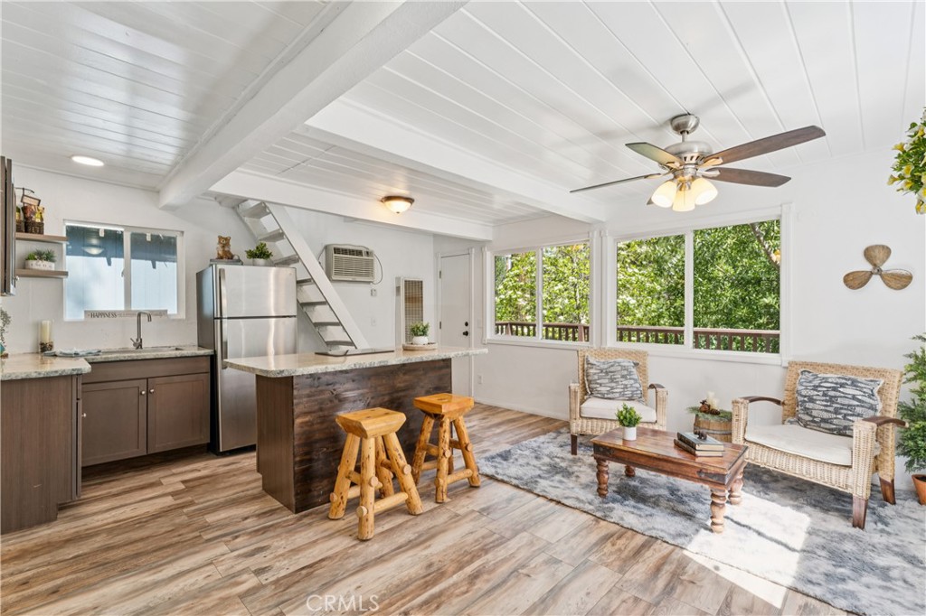 794 Woodland