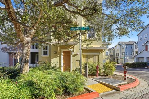 189 Bedford Loop Mountain View CA 94043