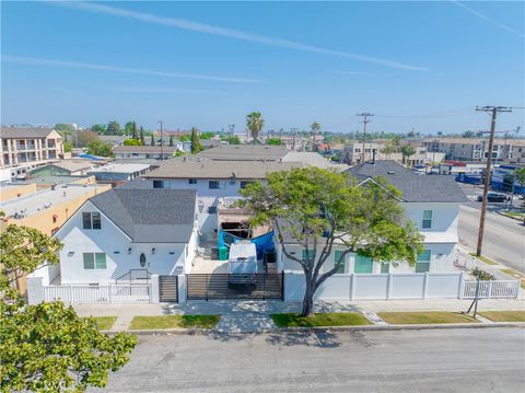 Photo of 1014 Myrtle Avenue, Long Beach, CA 90813 (MLS # PW26069198)