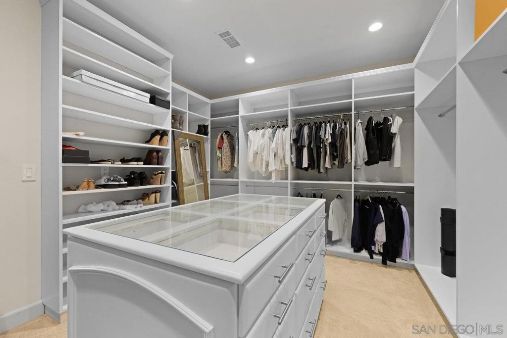 Santaluz - Residential