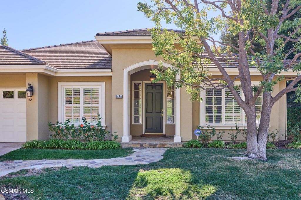 Photo of 1668 Abbotsbury Street, Lake Sherwood, CA 91361 (MLS # 225005456)