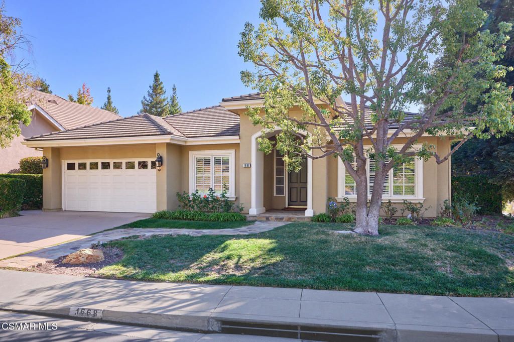 Photo of 1668 Abbotsbury Street, Lake Sherwood, CA 91361 (MLS # 225005456)