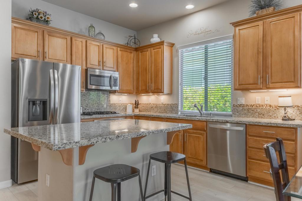 41344 Calle Pampas