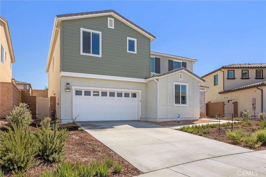 Photo of 34316 Chartreuse Avenue, French Valley, CA 92596 (MLS # CV25229925)