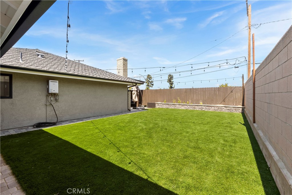 355 N Garsden Avenue
