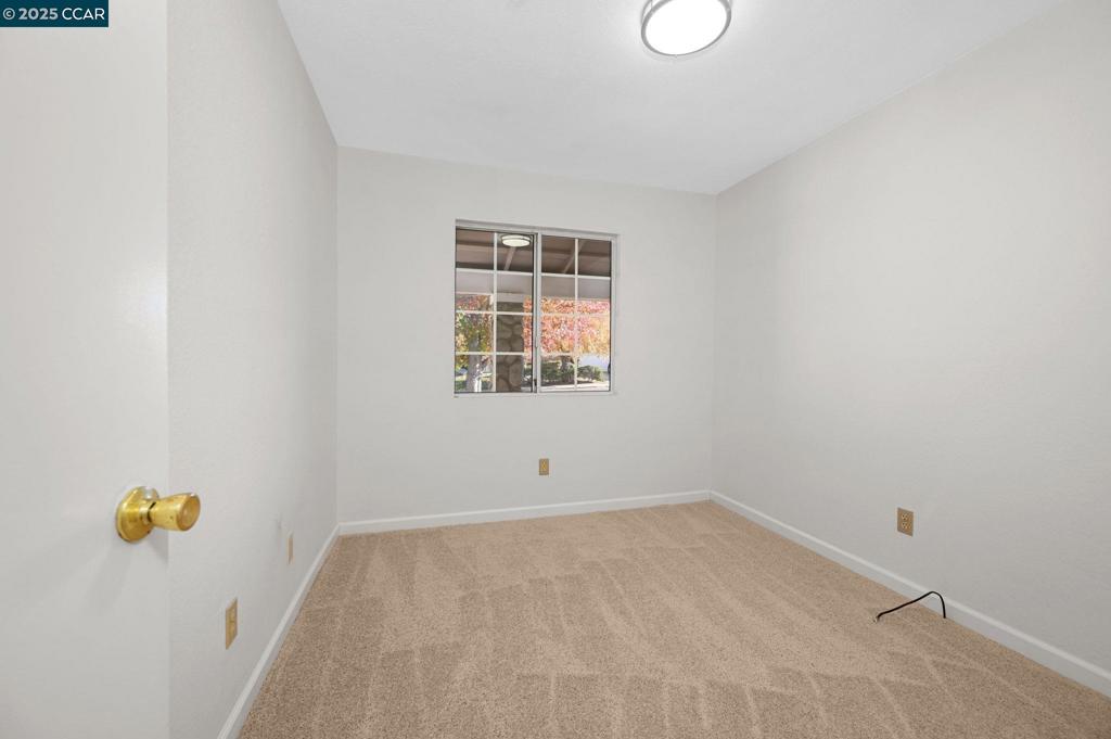 CLAYTON HIGHLAND - Residential