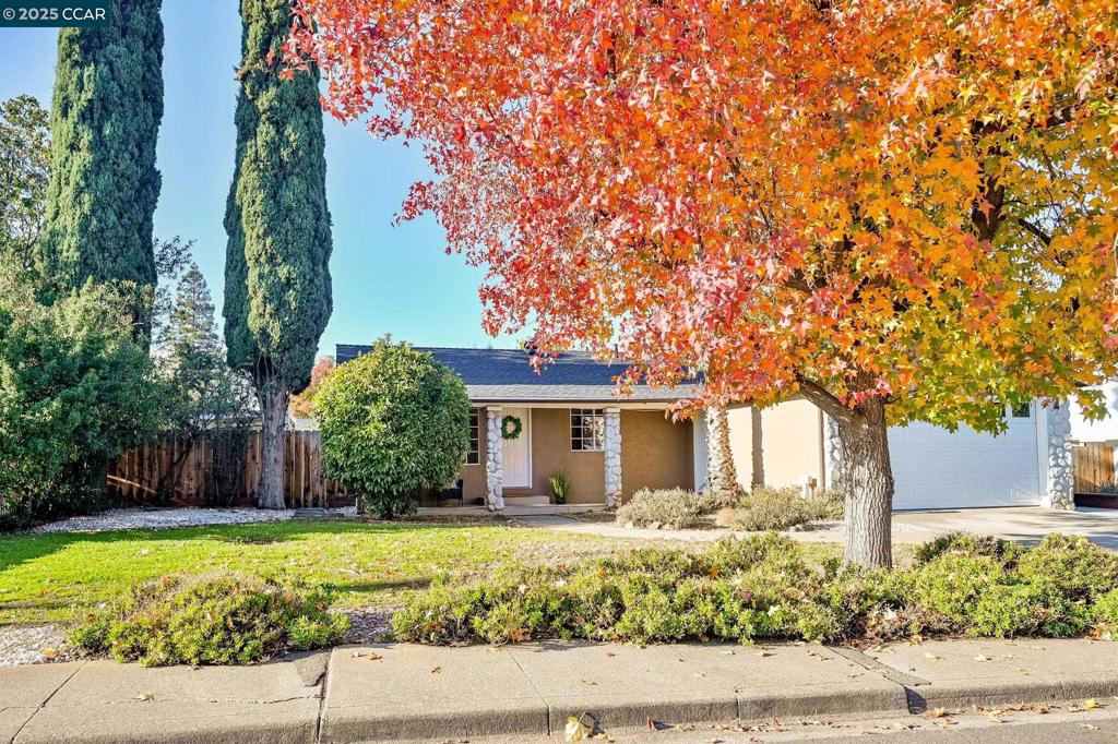 CLAYTON HIGHLAND - Residential