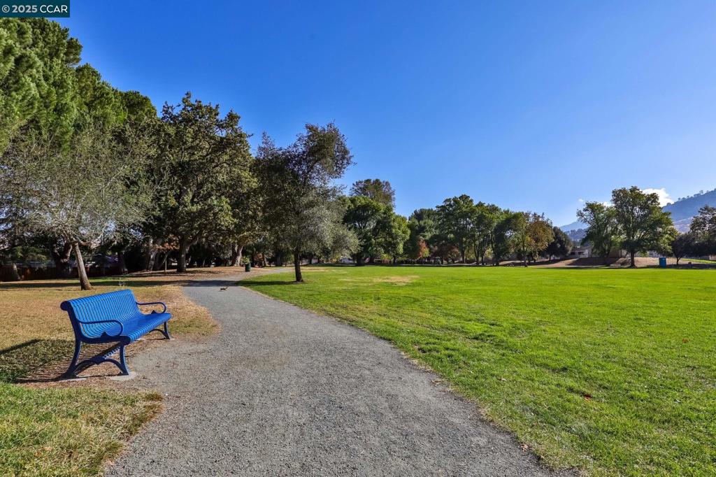 CLAYTON HIGHLAND - Residential