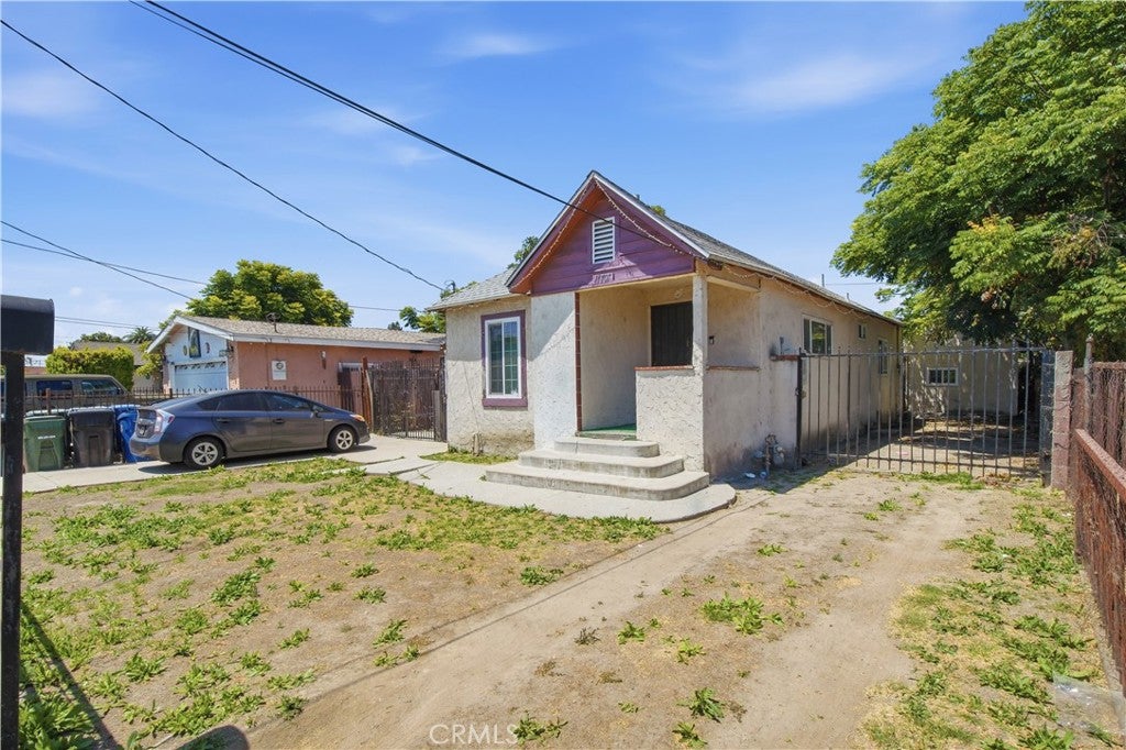 11707 Antwerp Ave AVE, Los Angeles CA 90059