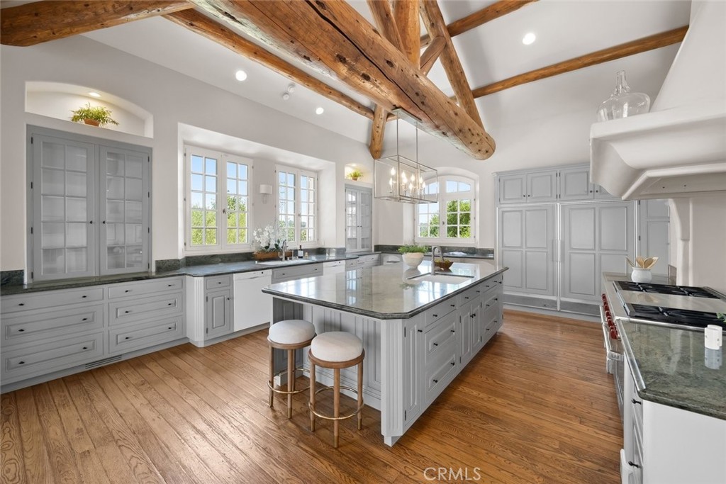 2520 Nightshade Place