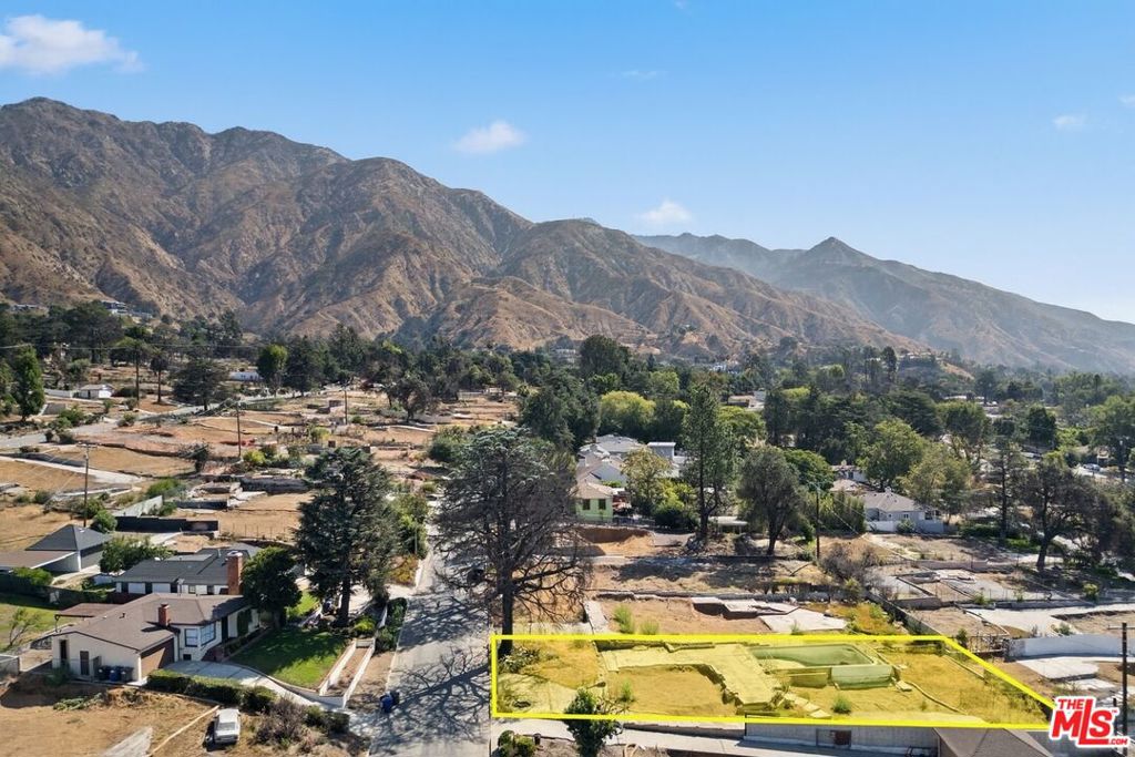 Rare opportunity to build your dream home in Altadena on a spacious approx. 9,453 sq ft lot (approx. 61' x 148'). The property offers stunning views of the San Gabriel Mountains and city lights. Both Phase 1 and Phase 2 debris removal have been completed by the U.S. Army Corps of Engineers. Buyer to verify all information and rely on their own investigations.